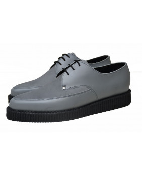 grey Pointed creeper shoe...