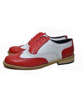 White and red oxford in...